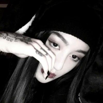 女生头像图片2025最火爆拽