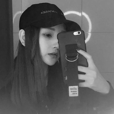 超拽霸气黑白女生头像图片