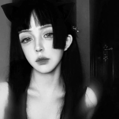 超拽霸气黑白女生头像图片