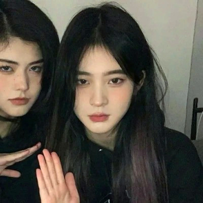 2025最火爆的闺蜜头像图片