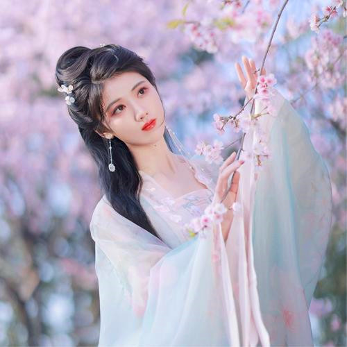 女生独一无二唯美的图片头像