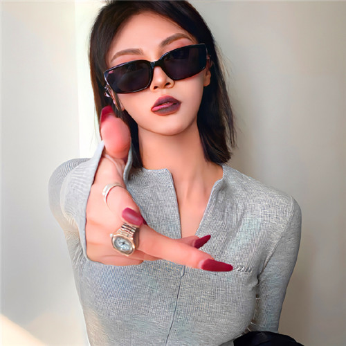 高级感满满酷酷的拽姐女生头像图片