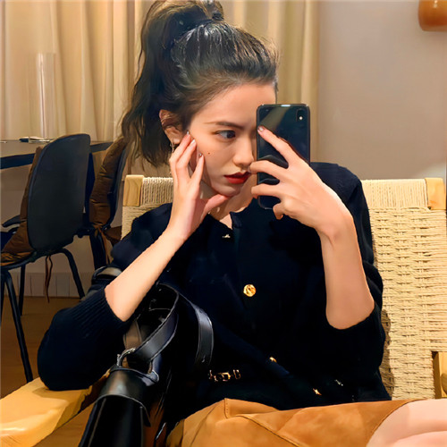 高级感满满酷酷的拽姐女生头像图片