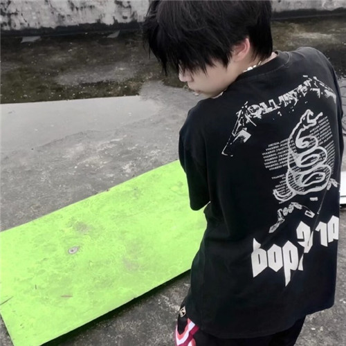 男生头像氛围小众高冷帅气图片