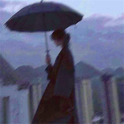 盘点那些让人破防的伤感emo头像图片