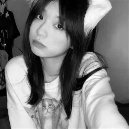 女生头像慵懒偏冷淡风黑白图片