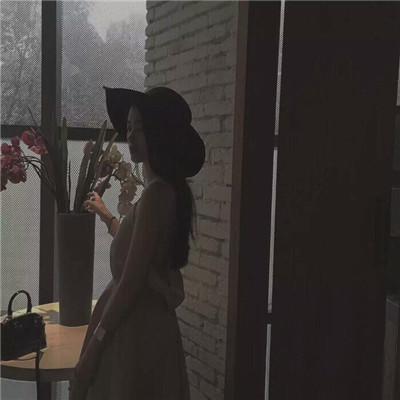 女生微信头像慵懒偏冷淡风图片
