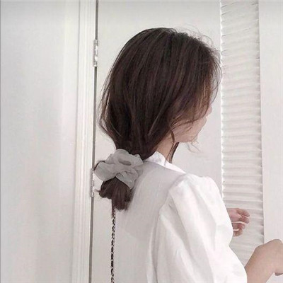 女生微信头像慵懒偏冷淡风图片