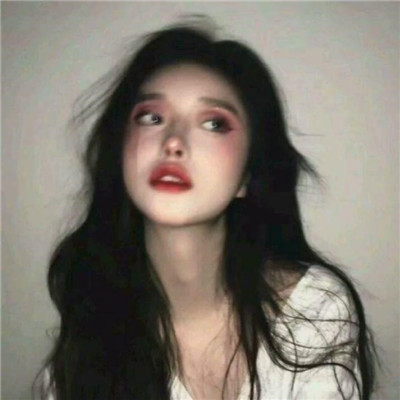 女生微信头像慵懒偏冷淡风图片
