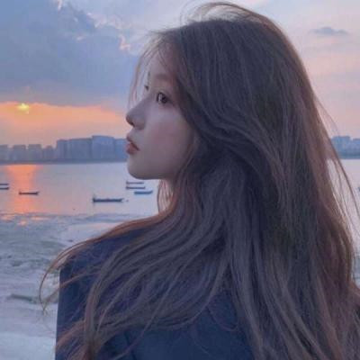 女生微信头像慵懒偏冷淡风图片