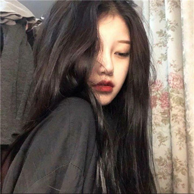 女生微信头像慵懒偏冷淡风图片