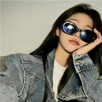 女生微信头像慵懒偏冷淡风图片