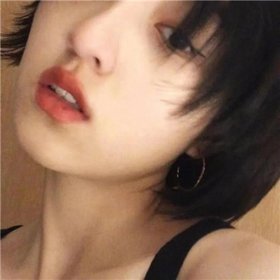 女生微信头像慵懒偏冷淡风图片