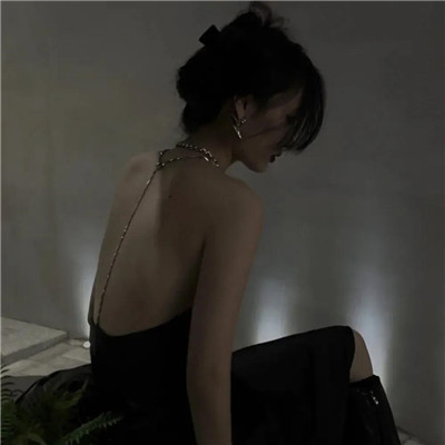 女生微信头像慵懒偏冷淡风图片