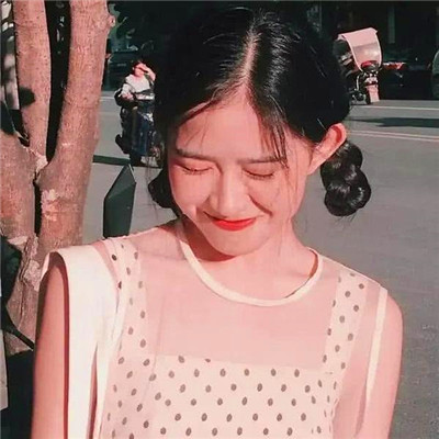 慵懒偏冷淡风女生头像真人图片