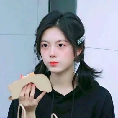 高清漂亮小姐姐的真人头像图片