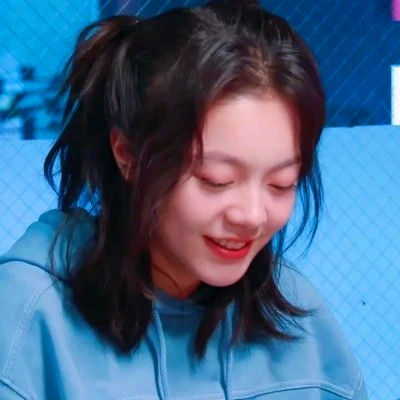 高清漂亮小姐姐的真人头像图片