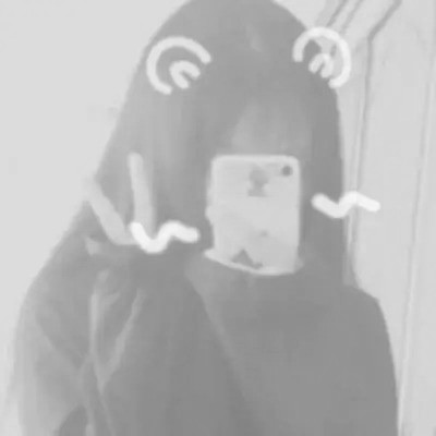 女生微信头像真人黑白图片