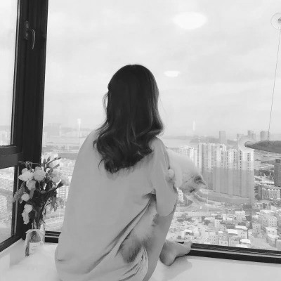 女生微信头像真人黑白图片