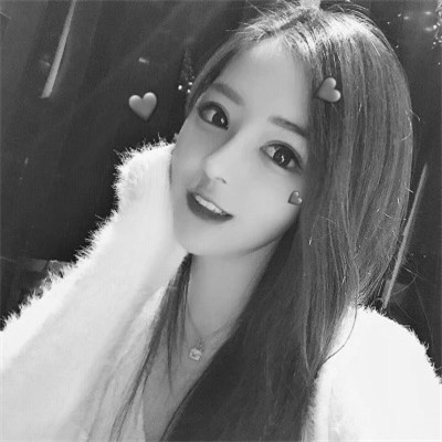 女生微信头像真人黑白图片
