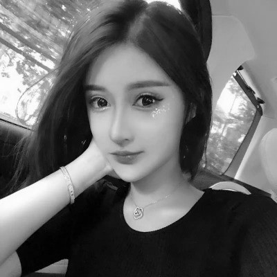女生微信头像真人黑白图片