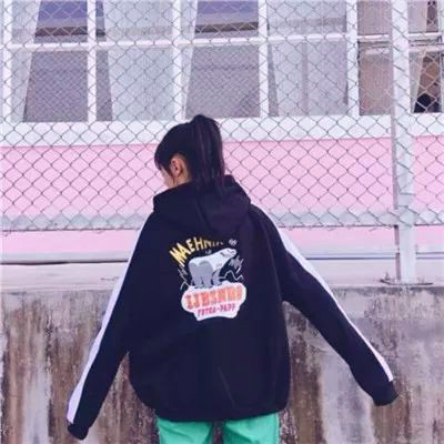 2025年微信头像图片情侣最新版一男一女