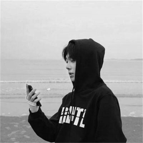 黑白头像男高清图片