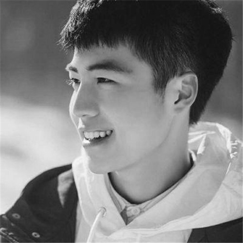 黑白头像男高清图片