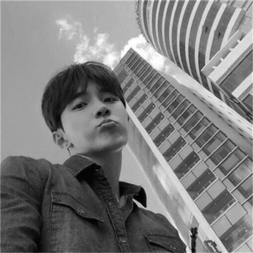 黑白头像男高清图片