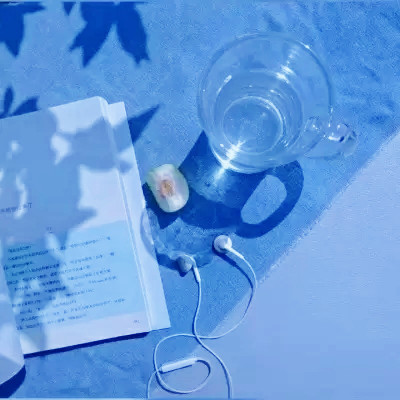 蓝色背景图片头像