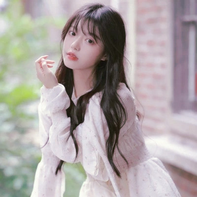 qq头像女生清新高清好看图片