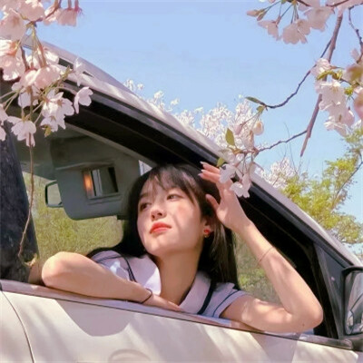 qq头像女生清新高清好看图片