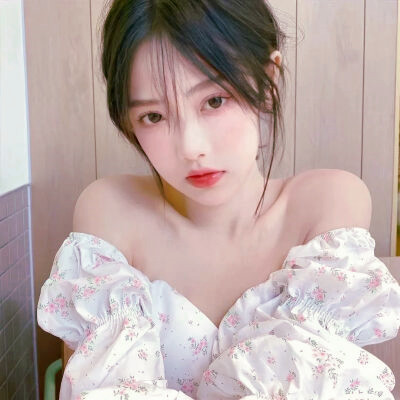 qq头像女生清新高清好看图片