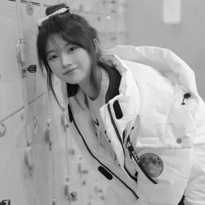 女生小清新黑白头像图片