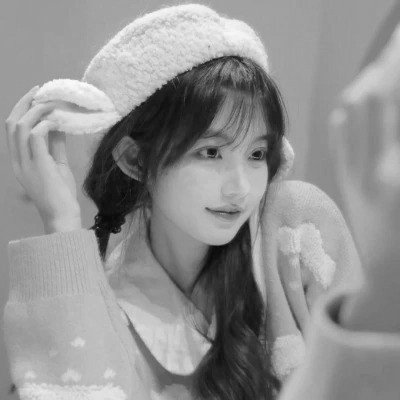女生小清新黑白头像图片