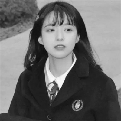 黑白清新女头图片