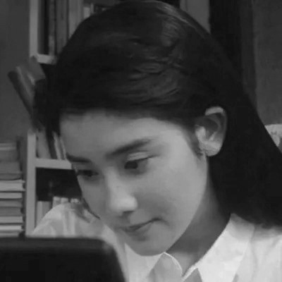 黑白清新女头图片