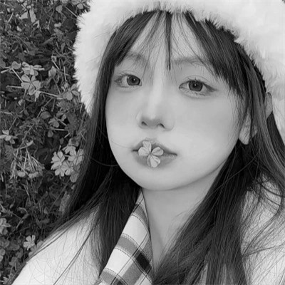 黑白气质女头像高清图片