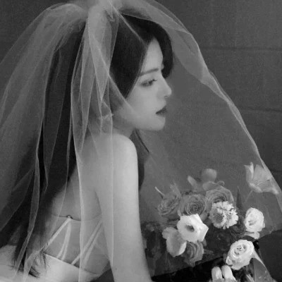 头像治愈系女生森系黑白唯美图片