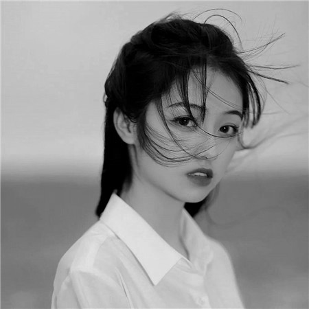 黑白美女个性头像高清图片