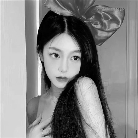 黑白美女个性头像高清图片