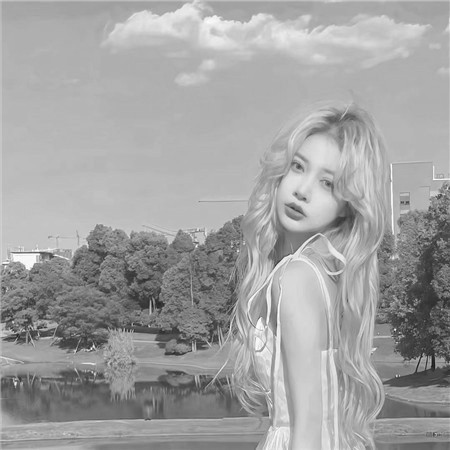 黑白美女个性头像高清图片