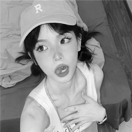 黑白美女个性头像高清图片