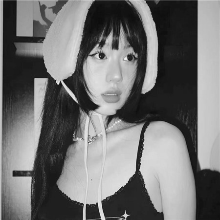 黑白美女个性头像高清图片