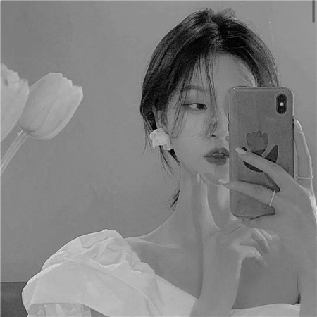 黑白美女个性头像高清图片