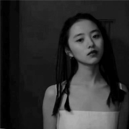 黑白美女个性头像高清图片