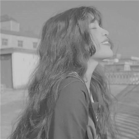 黑白美女个性头像高清图片