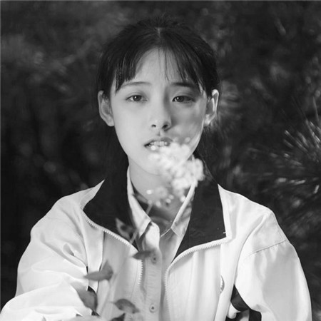 黑白美女个性头像高清图片