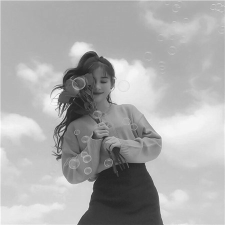 黑白美女个性头像高清图片