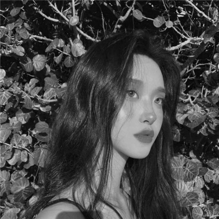 黑白美女个性头像高清图片